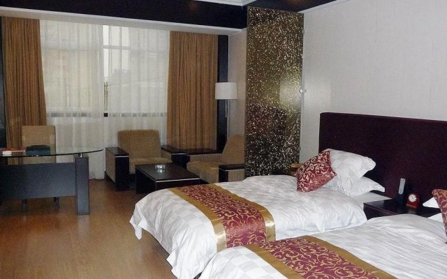 Guodong Chengdu Grand Hotel