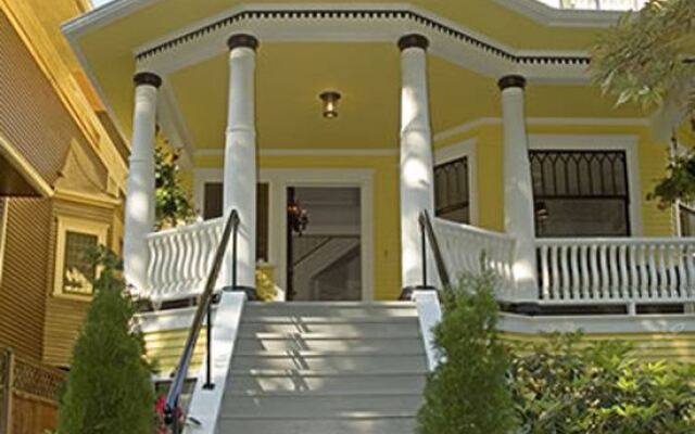 Отель Barclay House Bed and Breakfast Канада, Ванкувер - отзывы, цены и фото номеров - забронировать отель Barclay House Bed and Breakfast онлайн вид на фасад