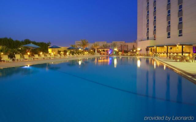 Bin Majid Acacia Hotel and Apartments вид на фасад