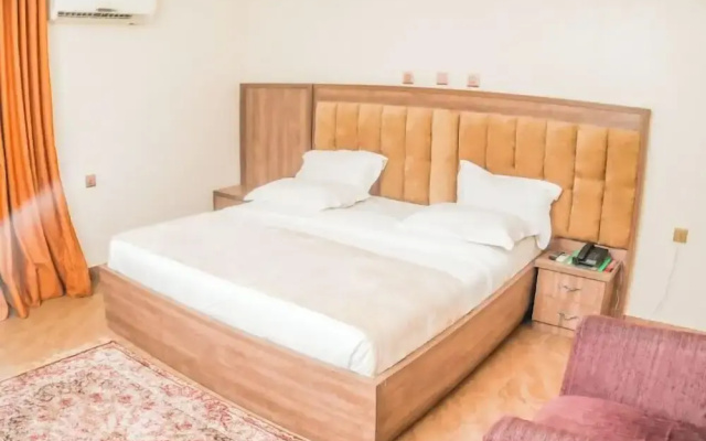 Muna Hotels