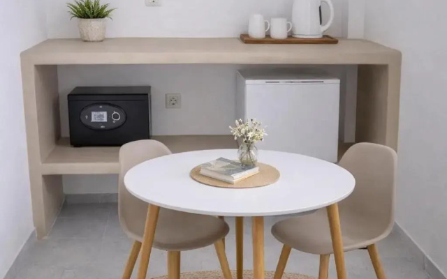 Отель Noeme Santorini