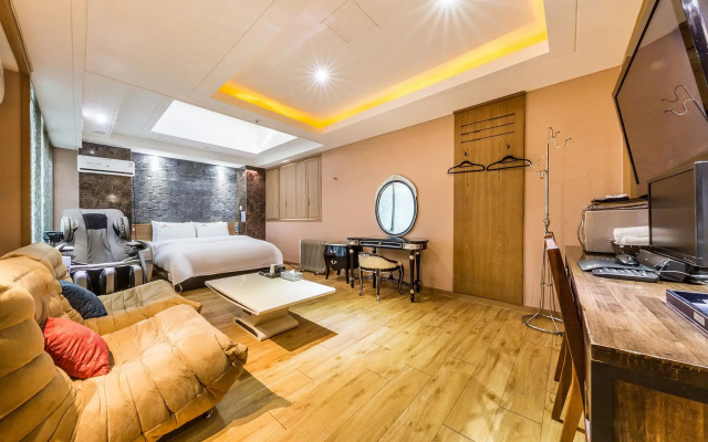Argo Hotel