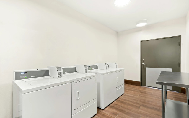 Spark by Hilton Fountain Hills Scottsdale