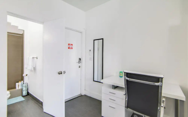 Charming Large Studio Near Ocean Dr - South Beach