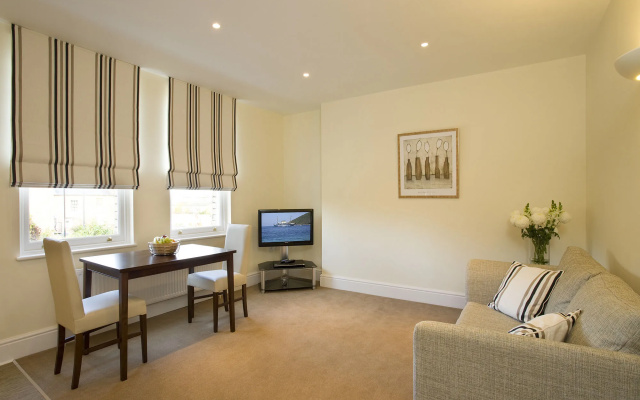 SACO Reading – Castle Crescent