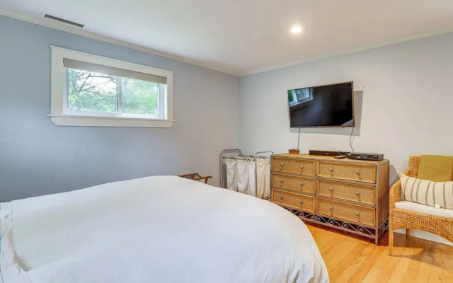 Hamptons Vacation Rental w/ Seasonal Pool!