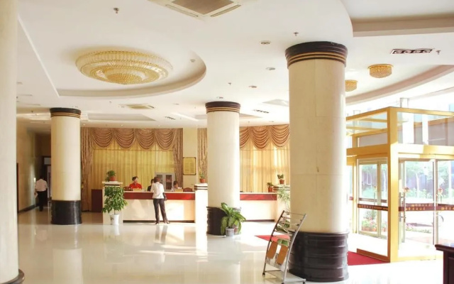 Xuefu Hotel(蓬莱学府大酒店)