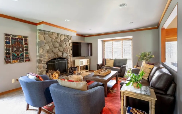 Salishan Lane - Skylight