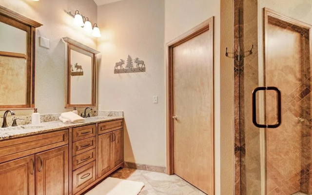 Village Point 303