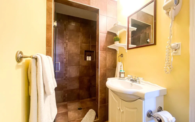Sea Breeze Bed & Breakfast
