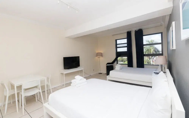 549 City View Hollywood Beach