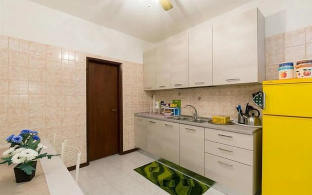 Rialto Apartments