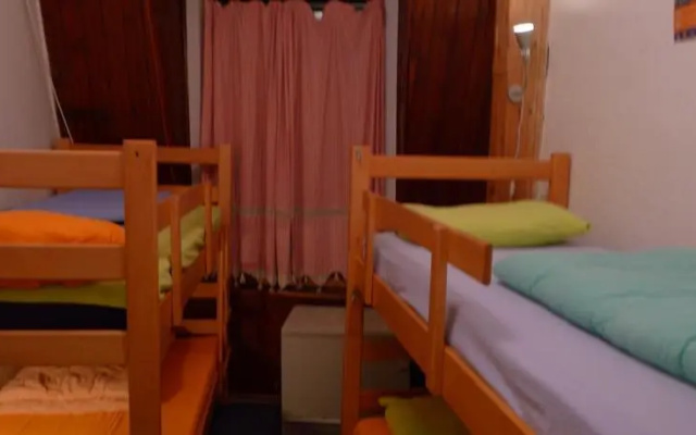 Chillton Hostel