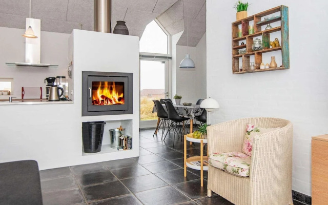 6 Person Holiday Home in Romo