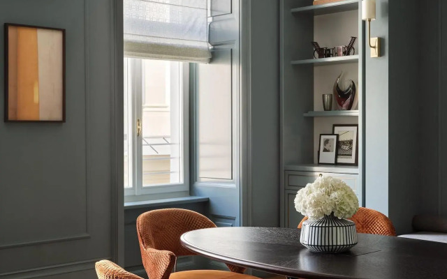 Rosewood Vienna