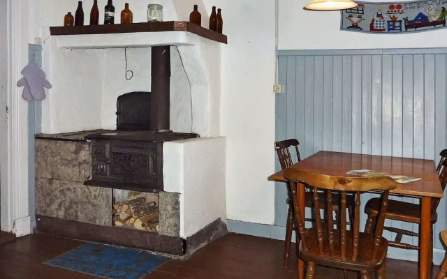 5 Person Holiday Home in Kalvsvik