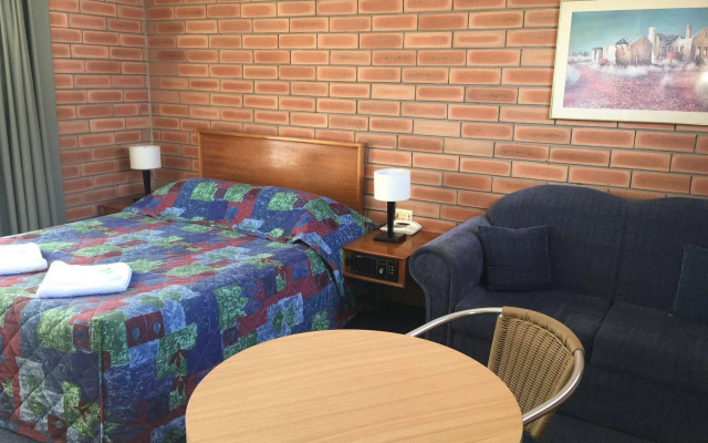 Gunsynd Motor Inn