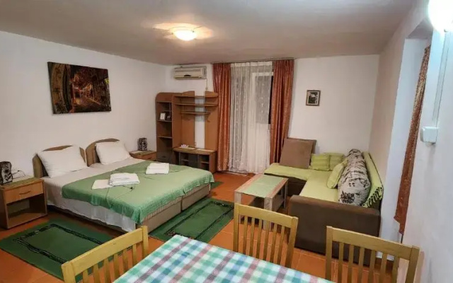 Tri Palme Guesthouse
