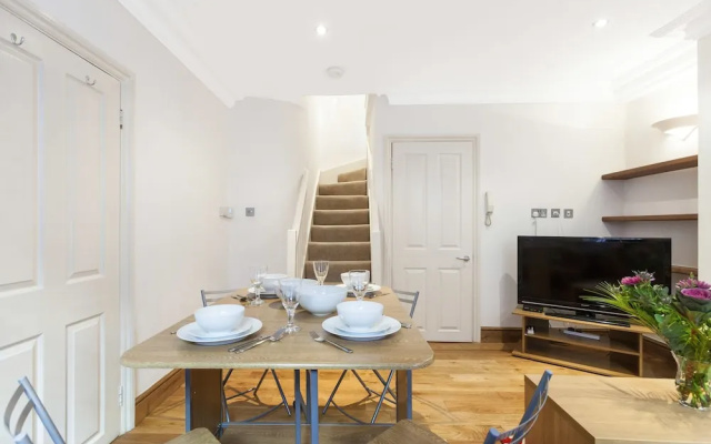 Club Living - Hyde Park & Paddington Apartments