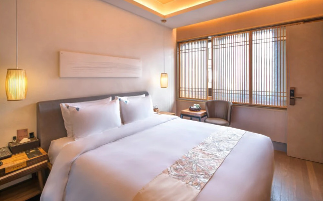 xinsu west lake inn