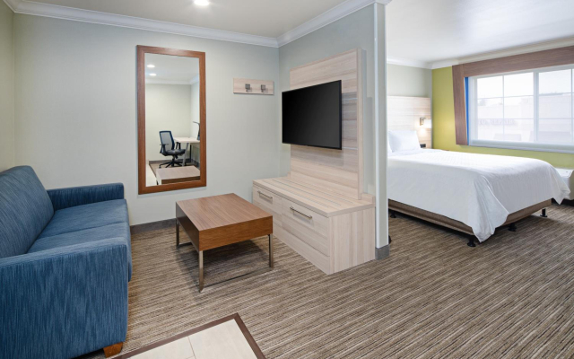 Holiday Inn Express Watsonville