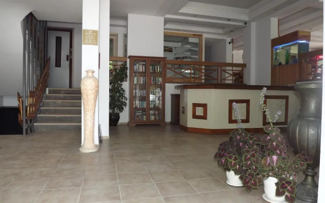 Opus Apart Hotel