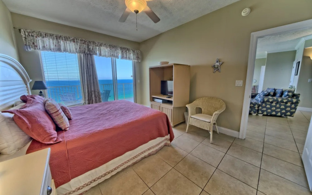 Wondrous Condo with Beach Access and Poolside Beach - Unit 2103 by RedAwning