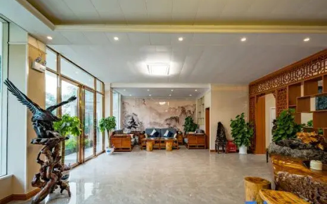 Floral Hotel ·Yangshuo Yishanju Hotel (Shili Gallery Branch)