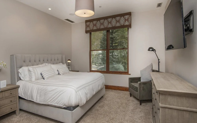 Cascade Village Condo