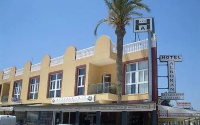 Hotel Alboran