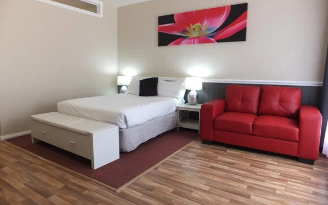 Nagambie Caravan Park & Motel