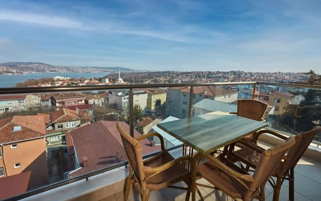 Tarabya Suit