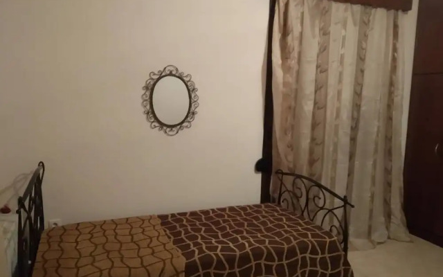 Vallias House