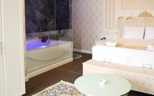 Bulut Royal Hotel