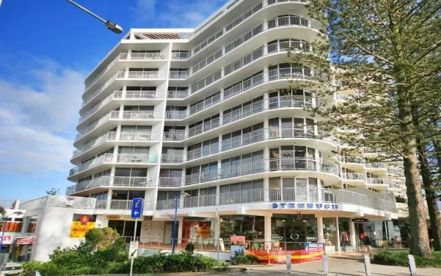 Syrenuse Apartments