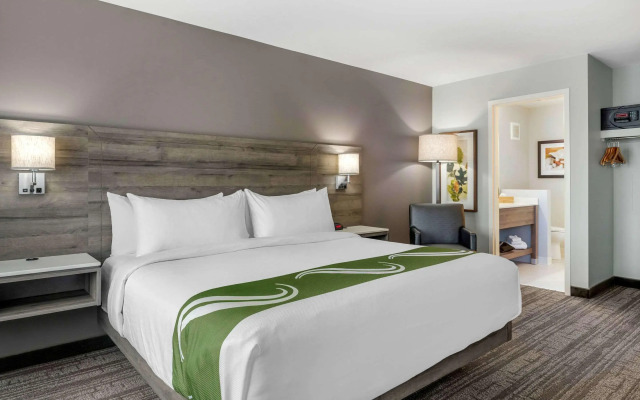Quality Inn & Suites Amsterdam