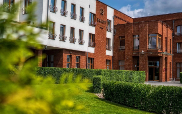 Mercure Wiazowna Brant