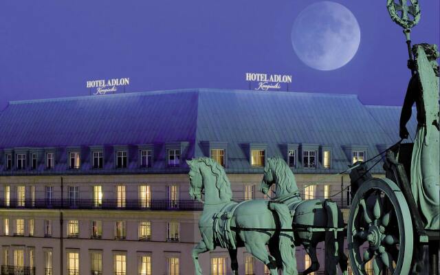 Отель Adlon Kempinski вид на фасад