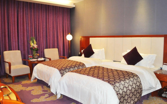 Full Hotel