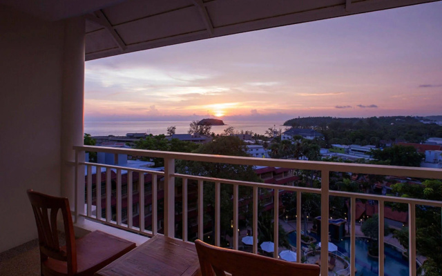 Отель Chanalai Flora Resort, Kata Beach 4* Таиланд, Карон-Бич - 5 отзывов  об отеле, цены и фото номеров - забронировать отель Chanalai Flora Resort, Kata  Beach онлайн