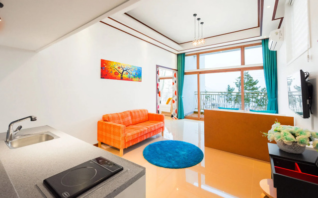 Sea & Pine Pension