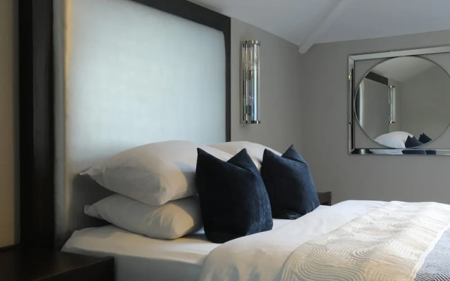 Glass Island Boutique Luxury B&B