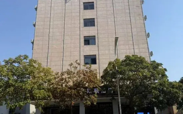 Winston Hotel