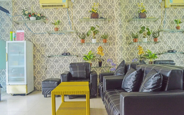 SPOT ON 91660 Red Rose Guest House