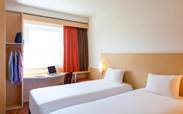 ibis Hermosillo