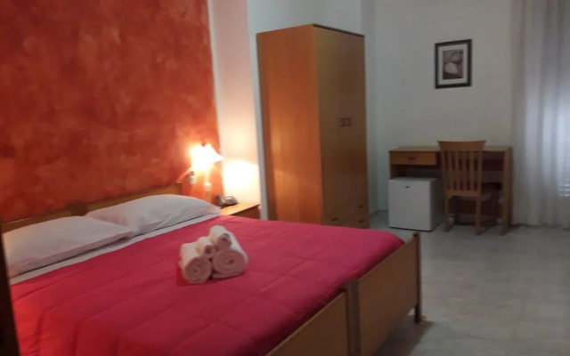 Salent Hotel