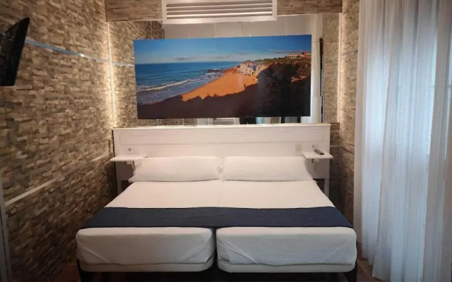 Hostal Costa De La Luz