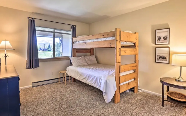 Cozy Family-friendly Fraser Condo w/ Mtn Views!