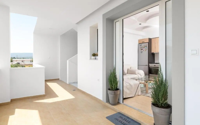 White House Kokas Luxury Apartments