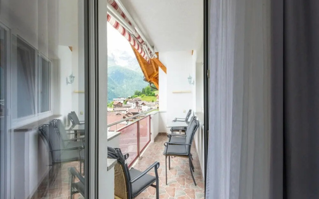 Lush Apartment in Strengen Near St Anton am Arlberg